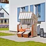 Ruegenzauber &ndash Reetdachhaus Mit Sauna U Kamin Strandnaehe Garten * Dranske