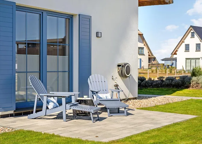 Ruegenzauber &Ndash Reetdachhaus Mit Sauna U Kamin Strandnaehe Garten * Dranske